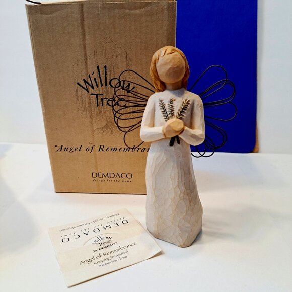 Willow Tree "Angel of Remembrance” figurine - Picture 1 of 10